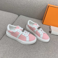 에르메스 데이 캘리 스니커즈