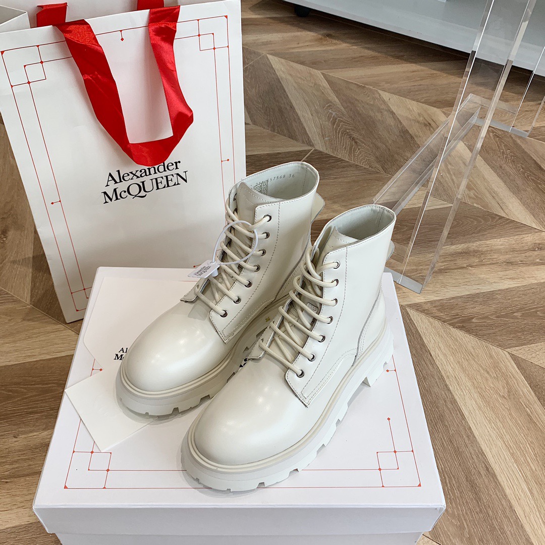 알렉산더맥퀸 원더 부츠