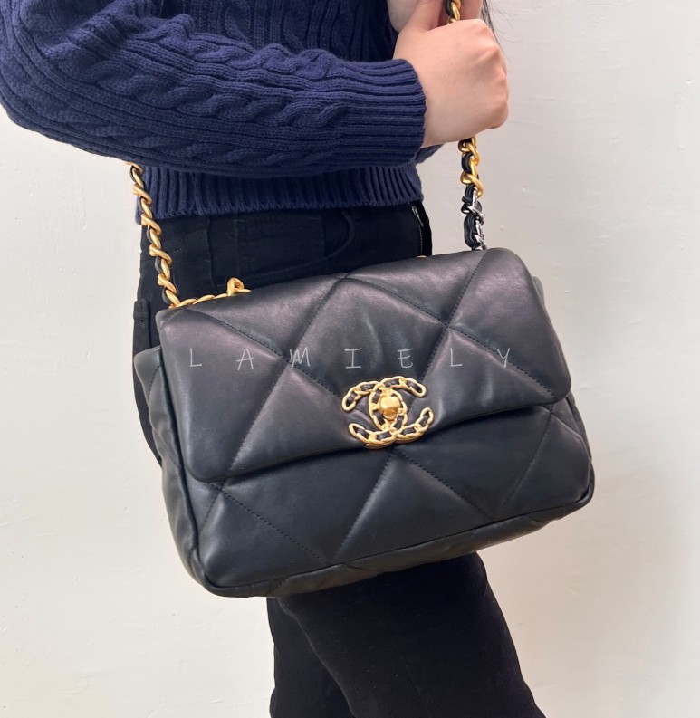 샤넬 19백 램스킨 블랙 스몰, 미듐 (국내배송)