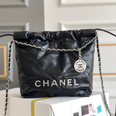 [23s] 샤넬 22백 미니 블랙 은장 (팬더 공장)