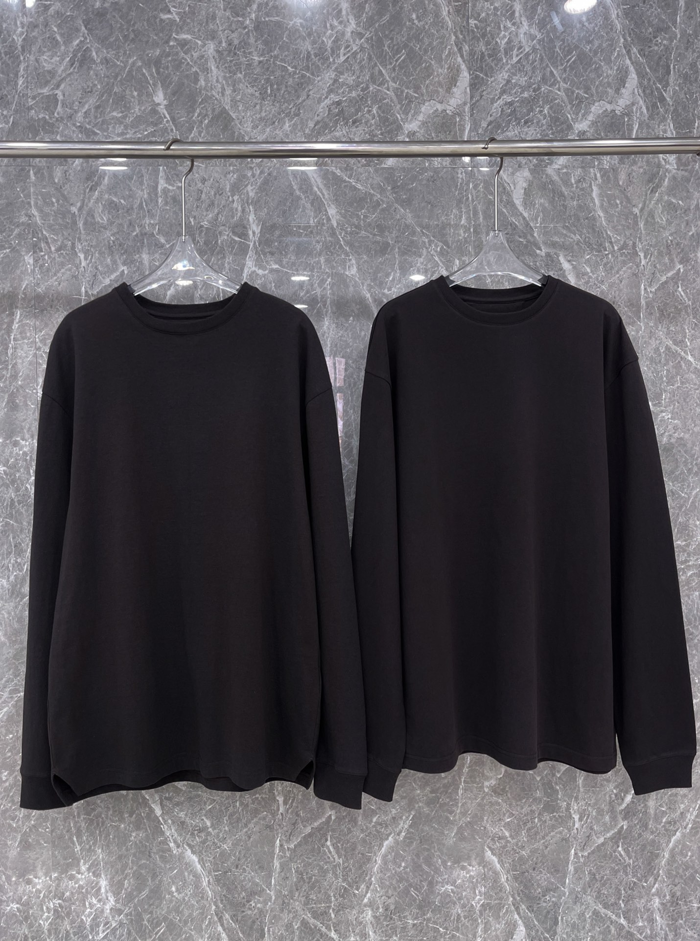 보테가베네타 긴팔 티셔츠