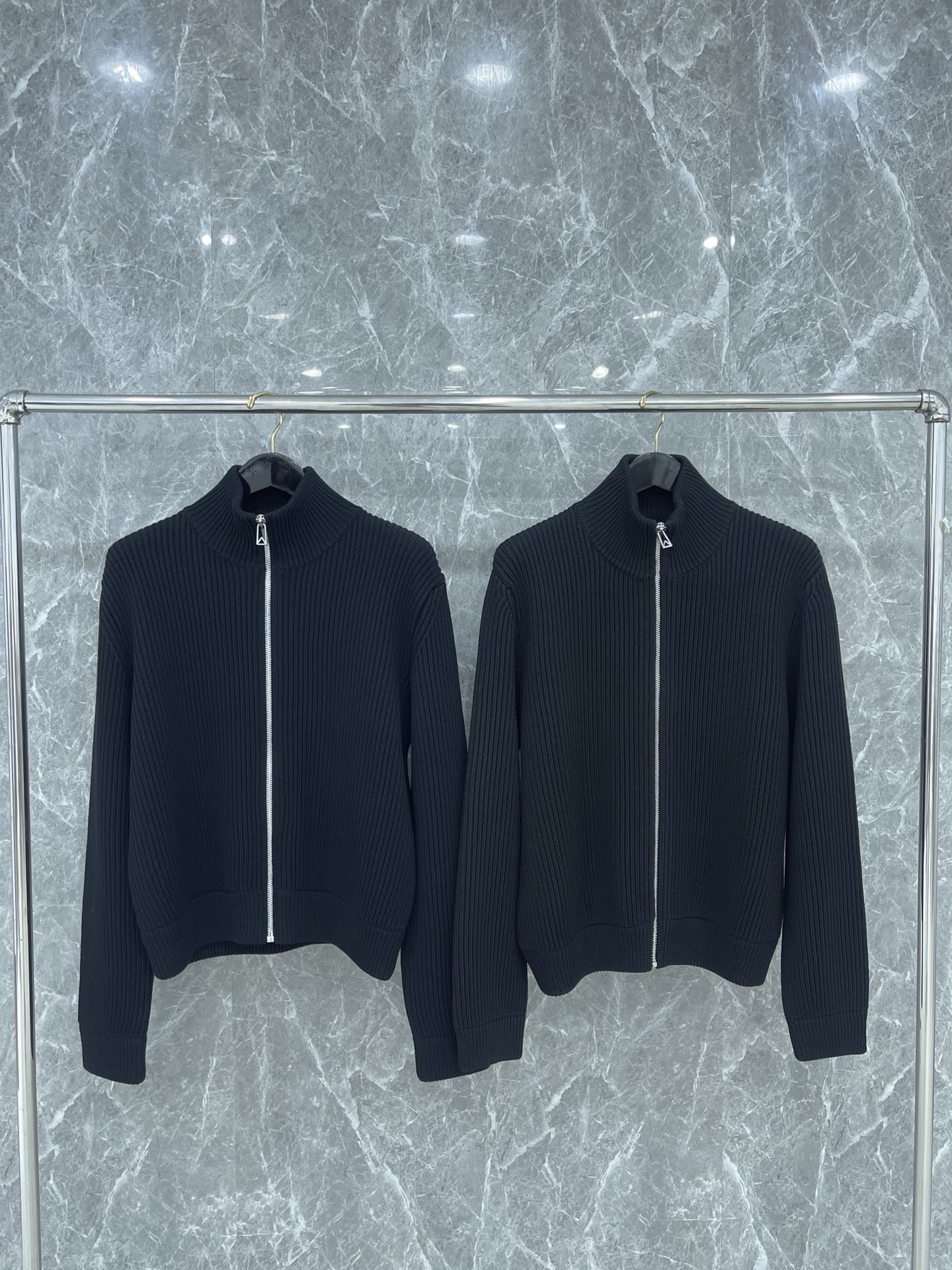 보테가베네타 자켓