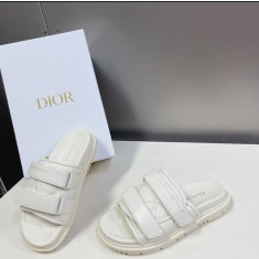 디올 에볼루션 슬라이드 샌들 화이트 풀박스 (국내배송)