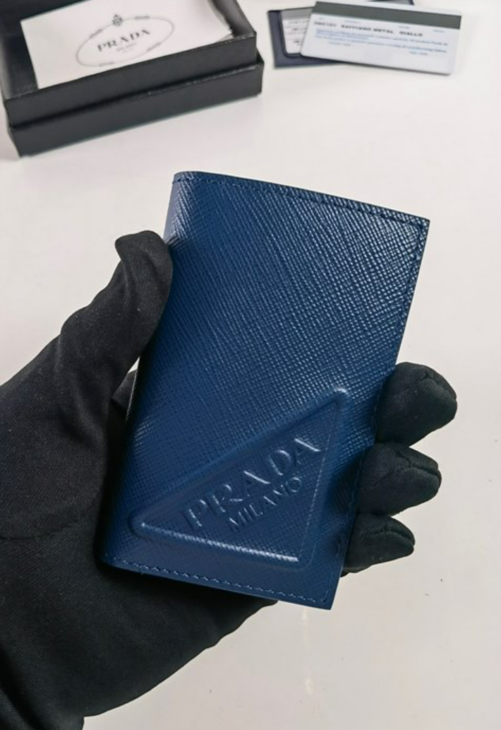 프라다 사피아노 카드지갑