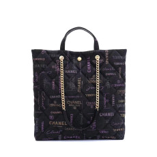 샤넬 프린티드 데님 맥시 쇼핑백 (국내배송)