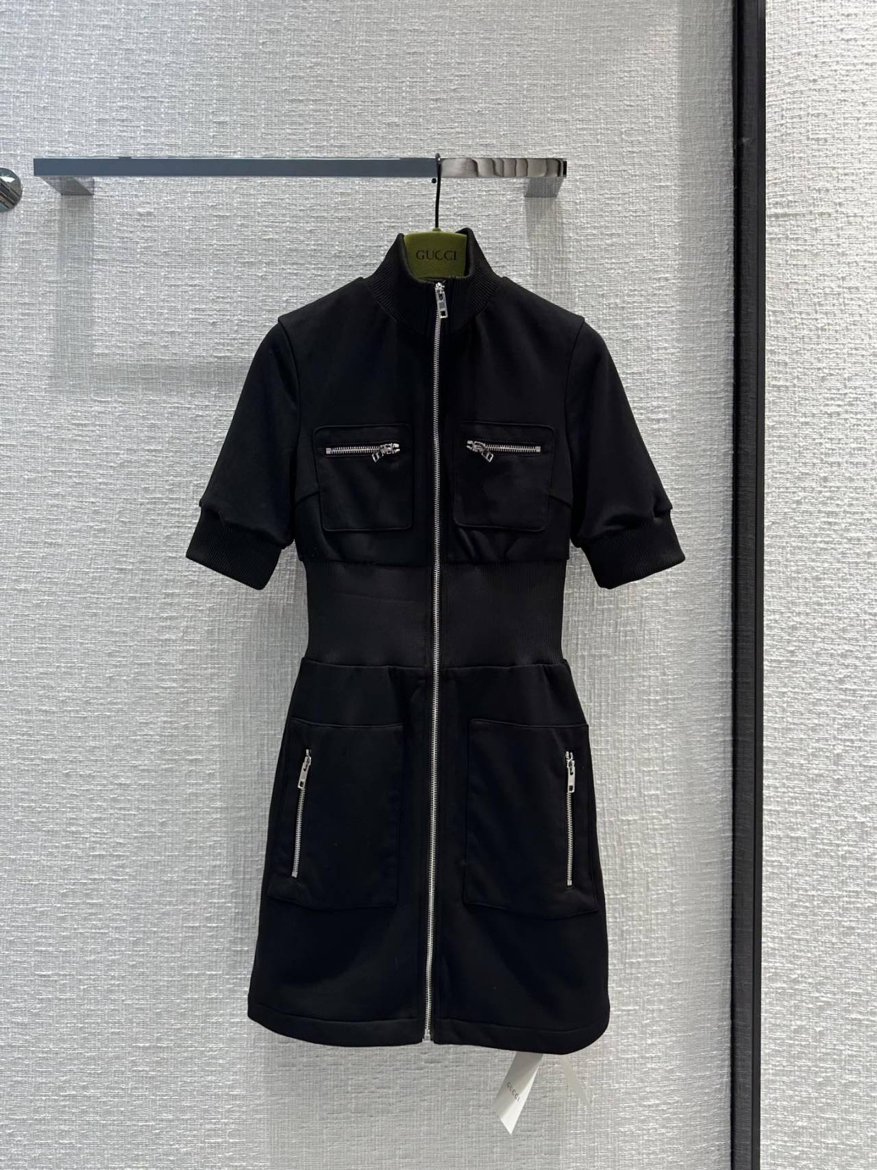 구찌 지퍼 디테일 원피스