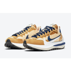 나이키 X  사카이 베이버와플 세서미 (국내배송)