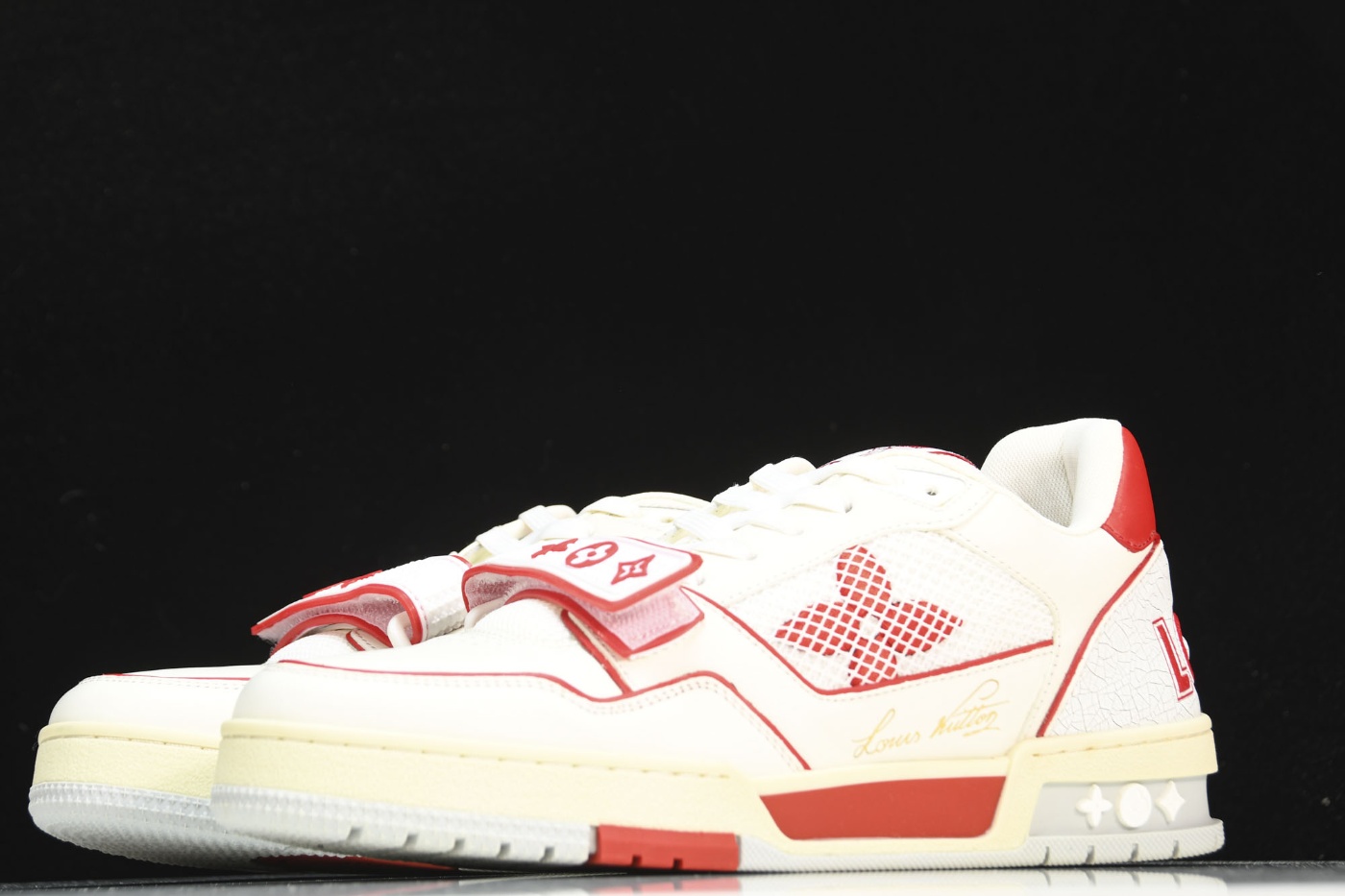 루이비통 LV 트레이너 스니커즈 1A98VL 