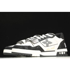 루이비통 LV 트레이너 스니커즈 1A9ZAX 