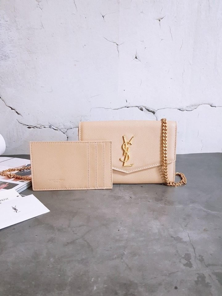 입생로랑 업타운 체인 미니백 (국내배송)