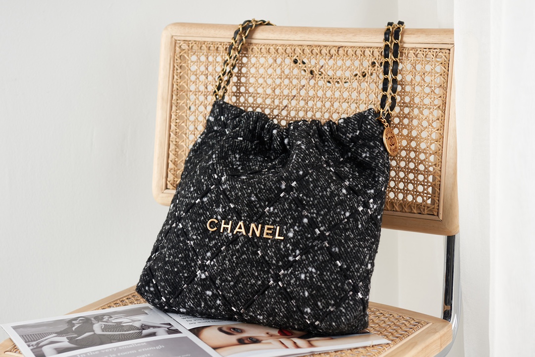 샤넬 22백 스몰/미듐/라지 (팬더 공장)