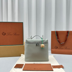 로로피아나 엑스트라 포켓 백팩