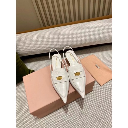 [미우미우] 페이던트 코인 슬링백 구두