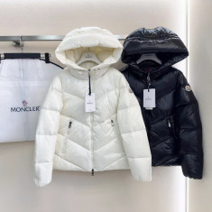 [MONCLER] 몽클레어 여성패딩