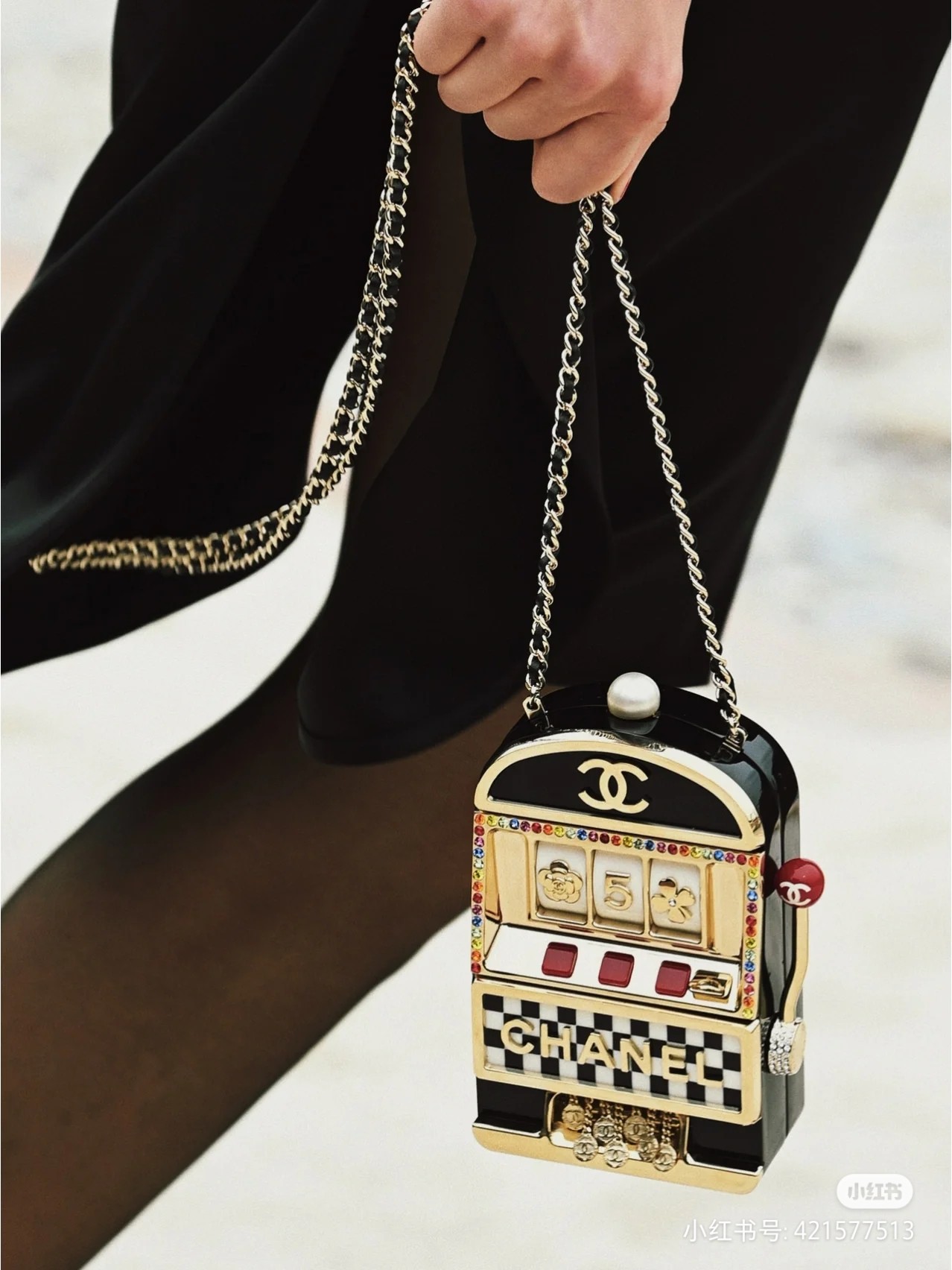 샤넬 2023 미노디에르 이브닝백