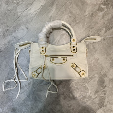 발렌시아가 클래식 엣지 모터백 (미니/스몰/미듐)