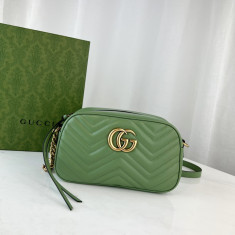 구찌 마몬트 마틀라쎄 스몰 크로스백