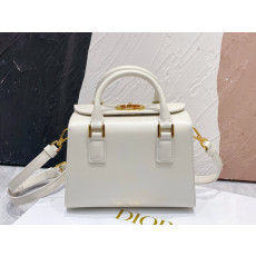디올 23fw 스몰 보스턴백