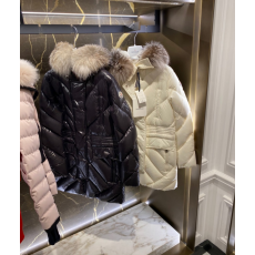 몽클레어 DINARD 폭스퍼 구스다운