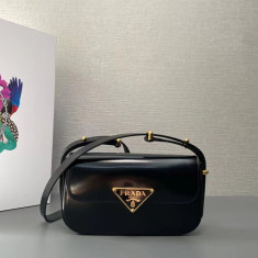 프라다 숄더백