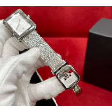 샤넬 보이프렌드 시계 하이엔드급