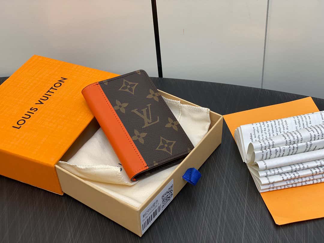 루이비통 포켓 오거나이저 모노그램 마카사 지갑