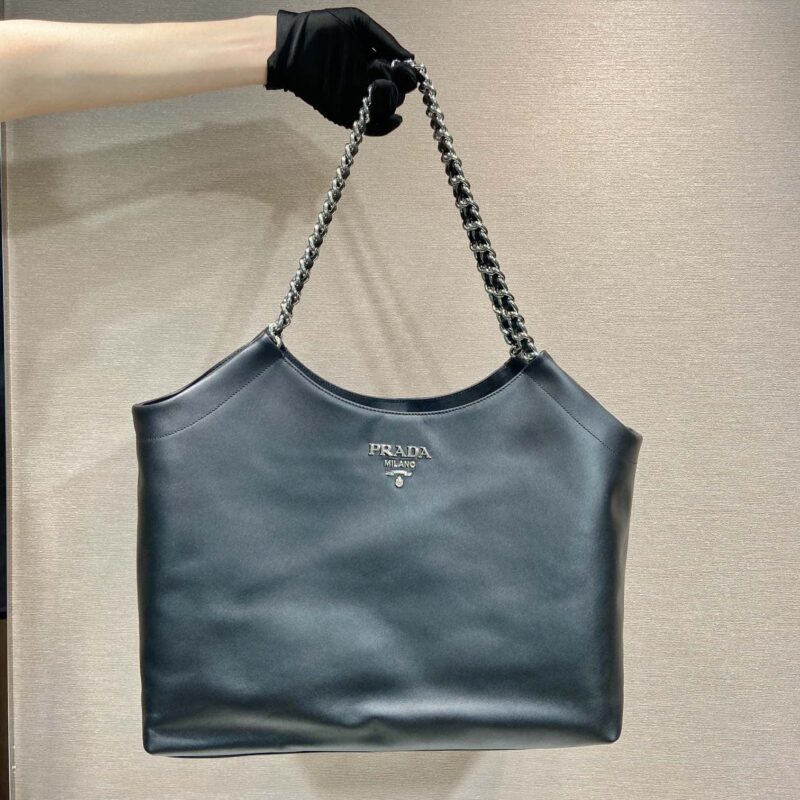 프라다 북토트 체인 숄더백