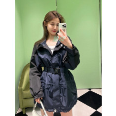 프라다 여성 패딩조끼