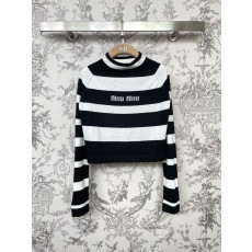 미우미우 여성 니트