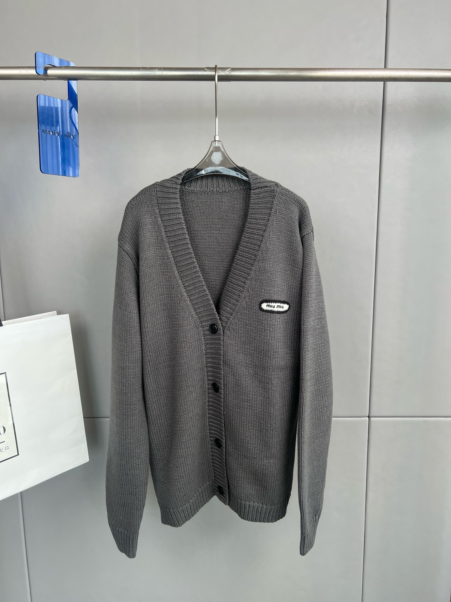 미우미우 여성 가디건