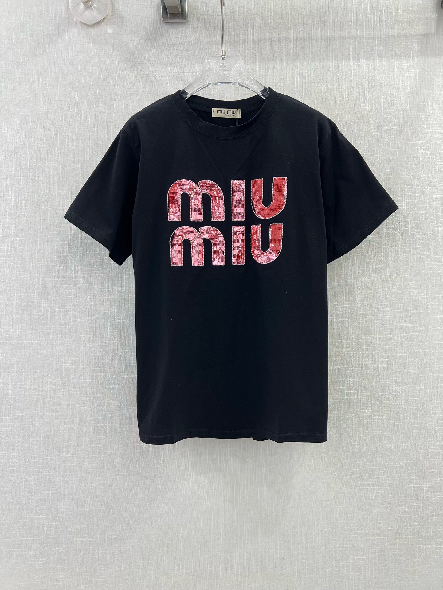 미우미우 반팔티