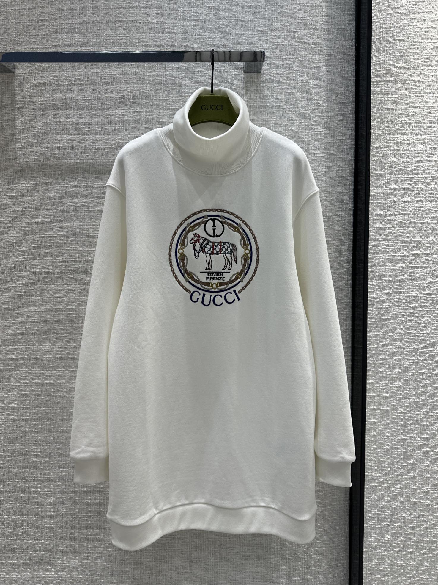 구찌 여성 긴팔티