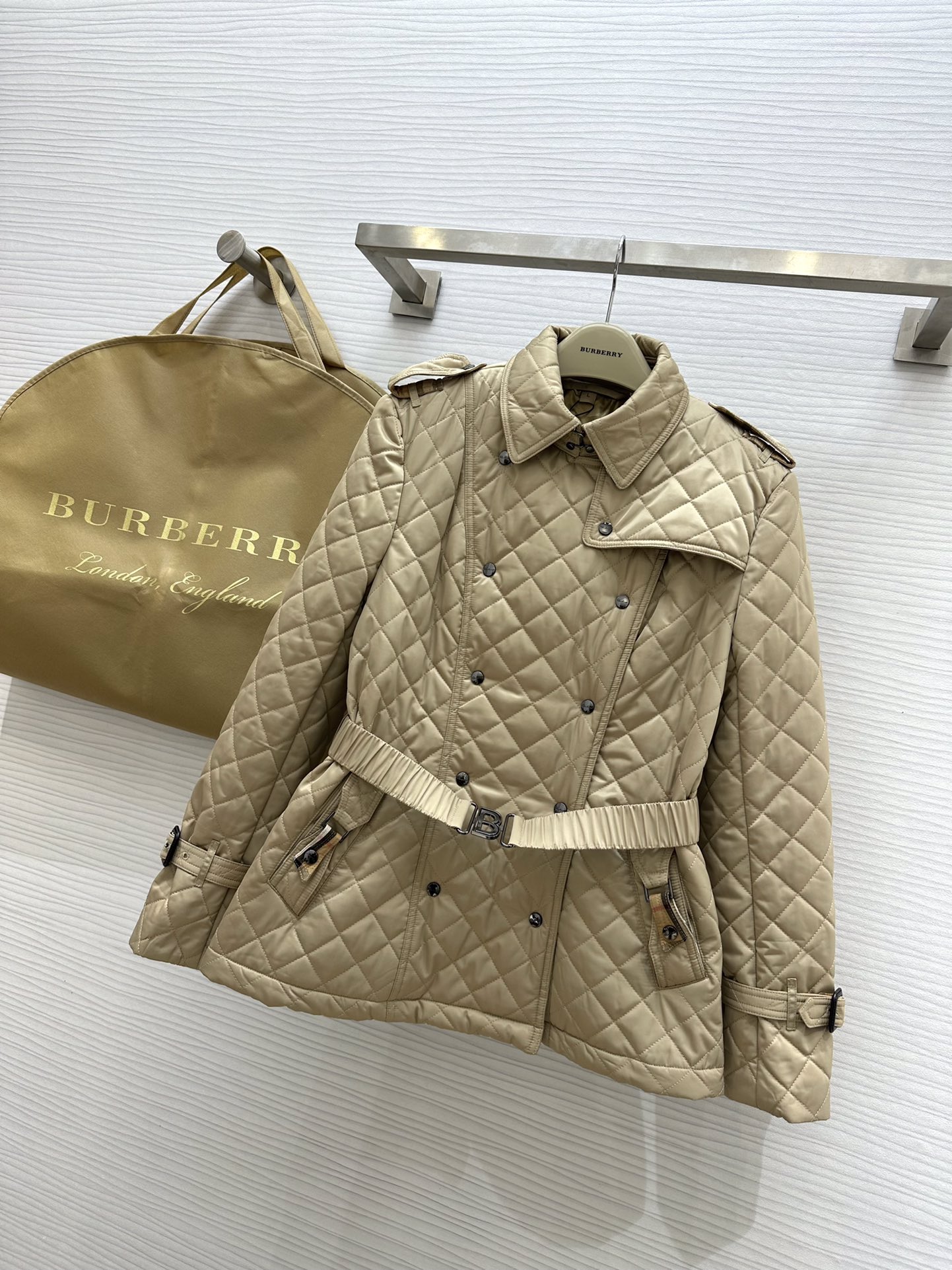 버버리 여성 퀼팅 자켓