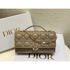 디올 Miss Dior 미니백