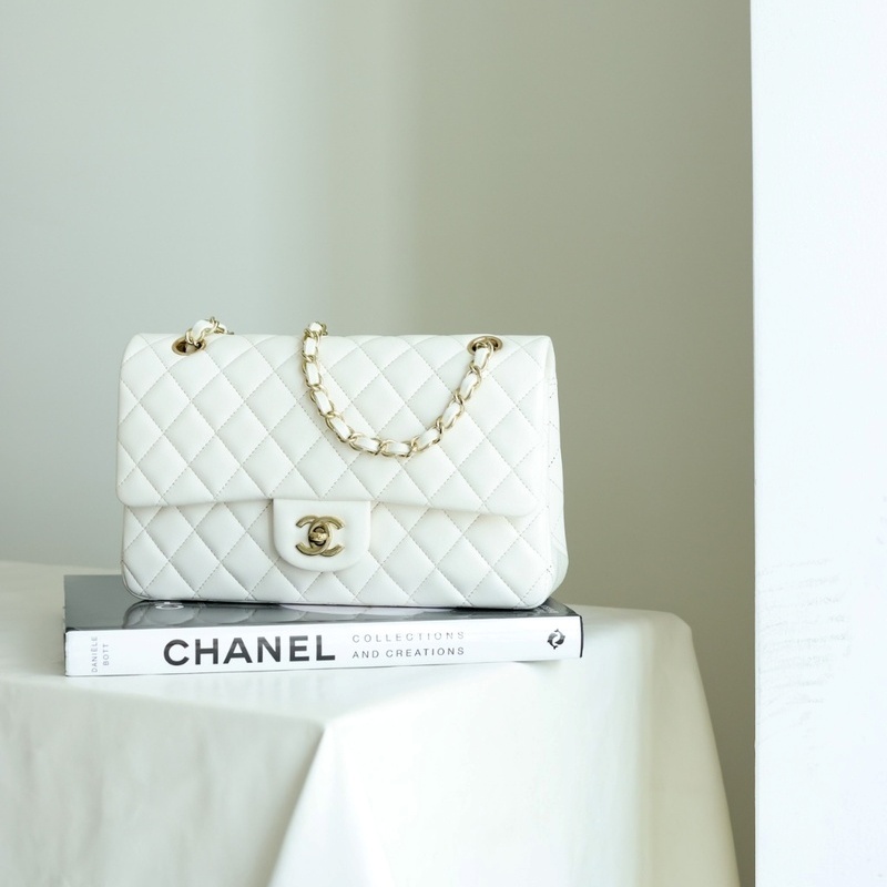 [지존샵] 샤넬 클래식 캐비어 스몰 화이트 램스킨 