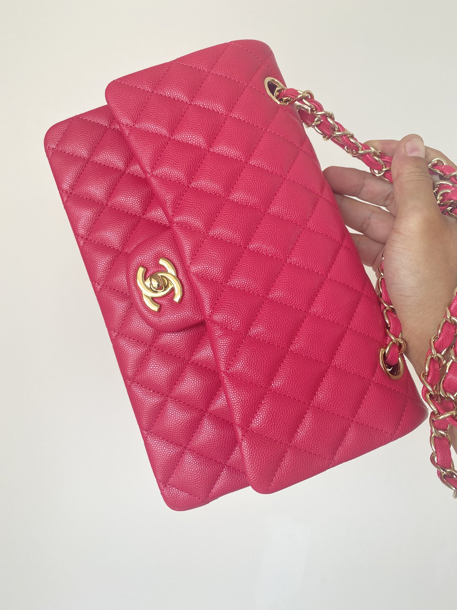 [지존샵] 샤넬 클래식 미듐 캐비어 금장 