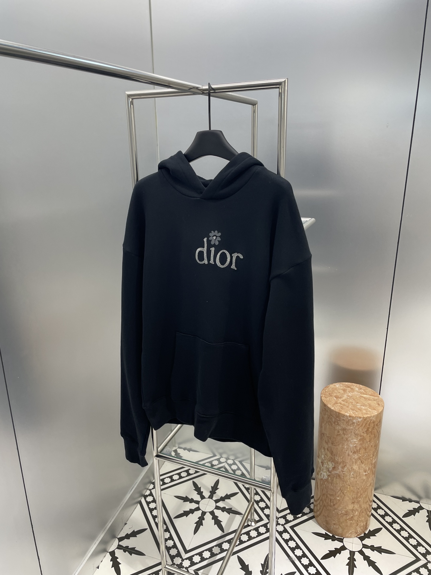 디올 후드티