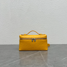 로로피아나 엑스트라 포켓 파우치 L19 (타조가죽)