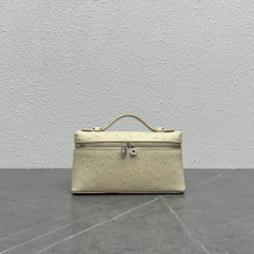 로로피아나 엑스트라 포켓 파우치 L19 (타조가죽)