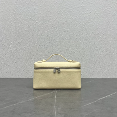 로로피아나 엑스트라 포켓 파우치 L19 (카프스킨)