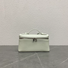 로로피아나 엑스트라 포켓 파우치 L19 (카프스킨)