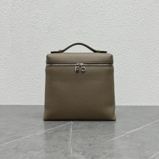 로로피아나 엑스트라 포켓 백팩 L 23.5