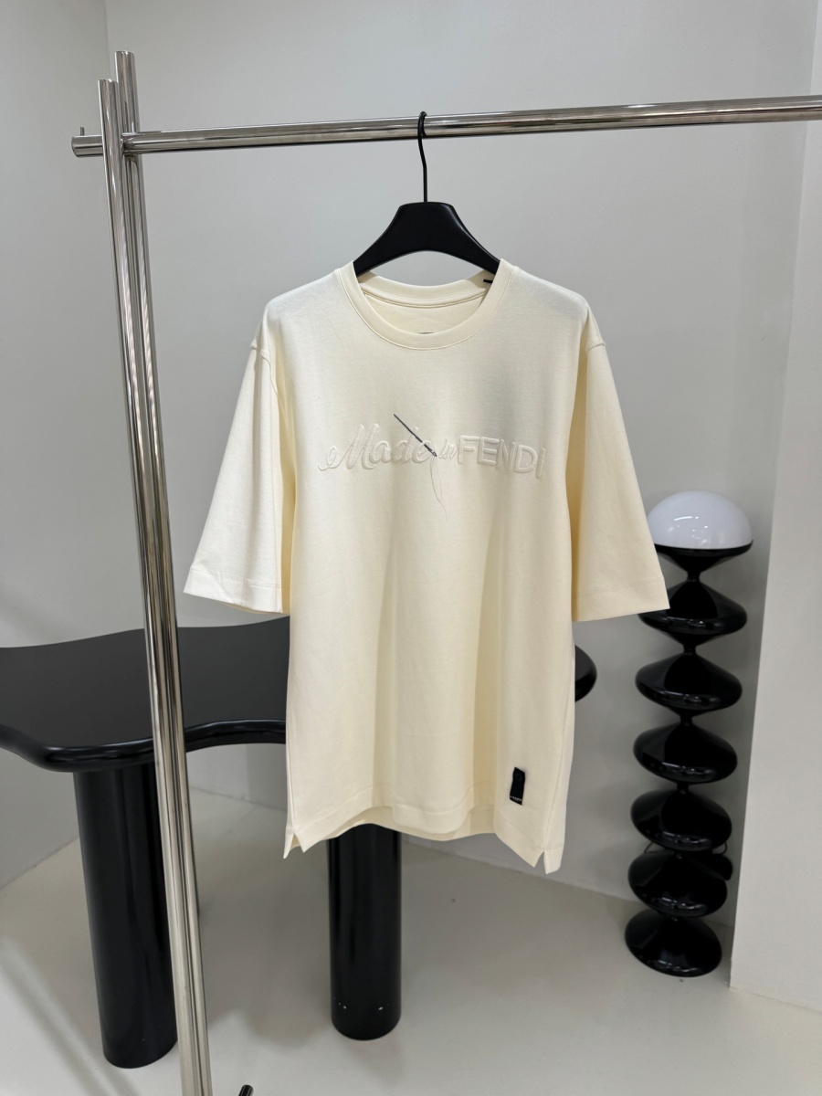 펜디 여성 반팔티