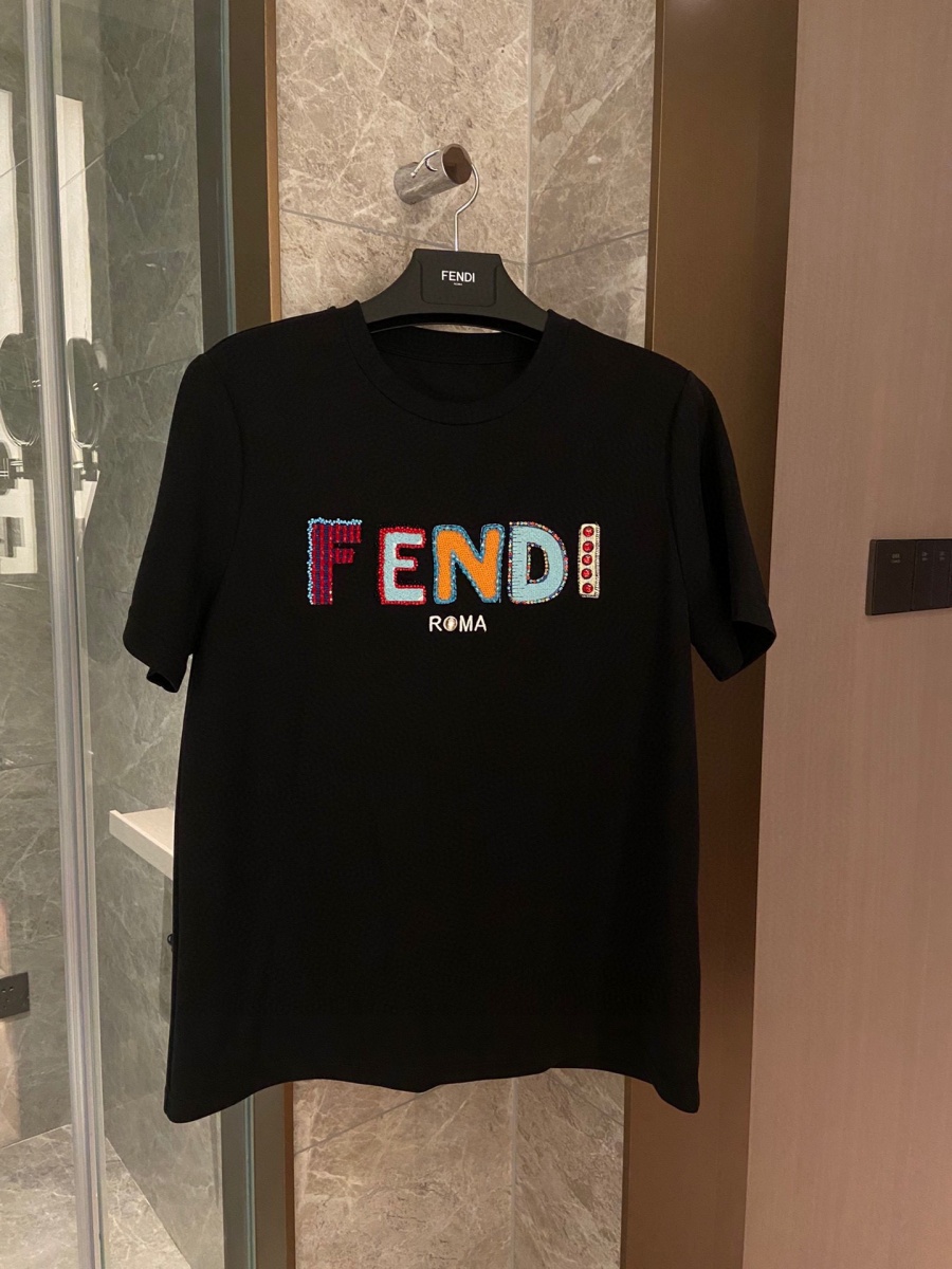 펜디 여성 반팔티