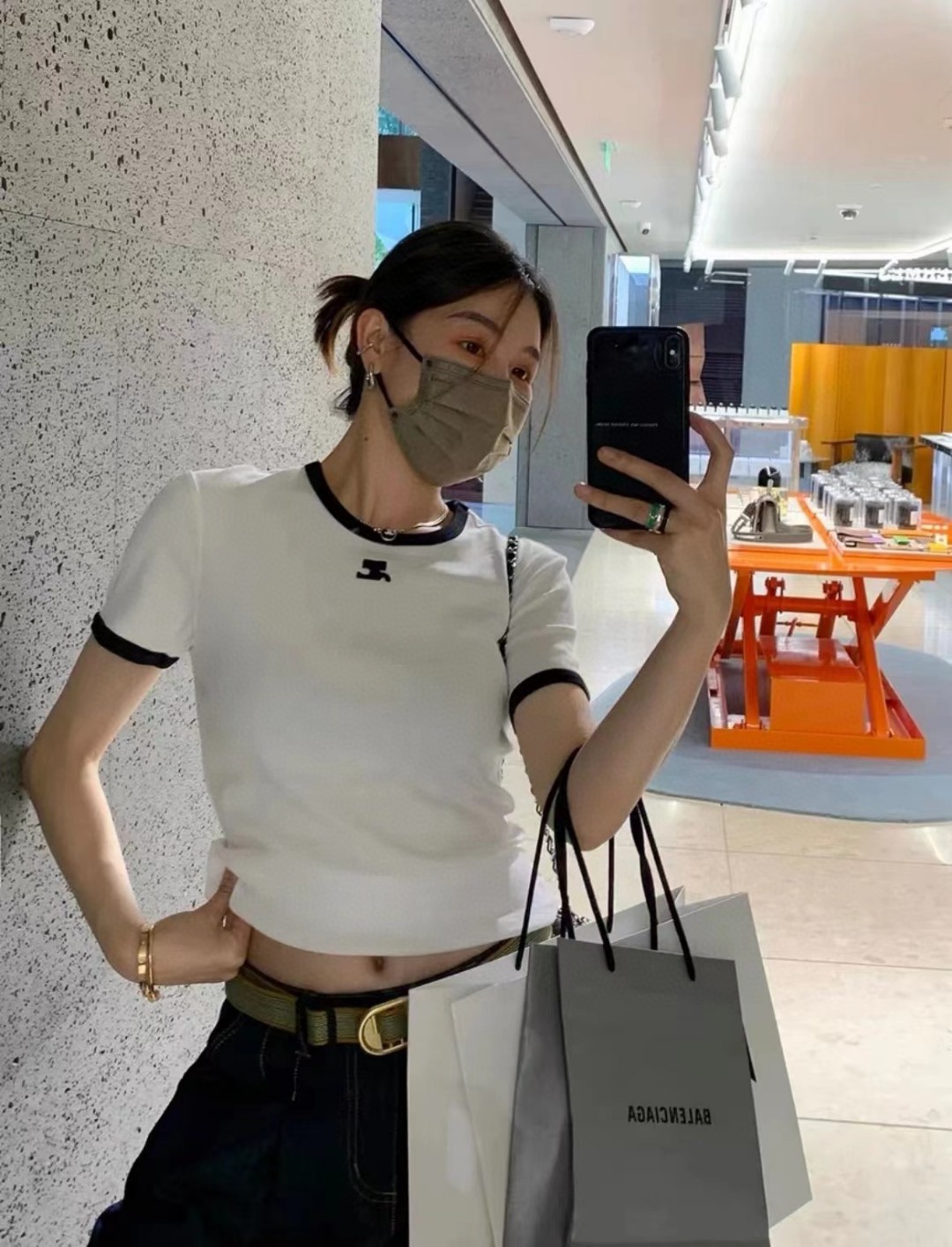 샤넬 여성 반팔티