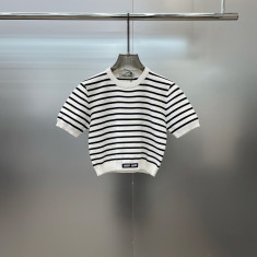 미우미우 여성 반팔티