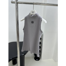 로에베 여성 나시