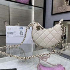 샤넬 23P 체인 어라운드 미니 호보백 AP3232