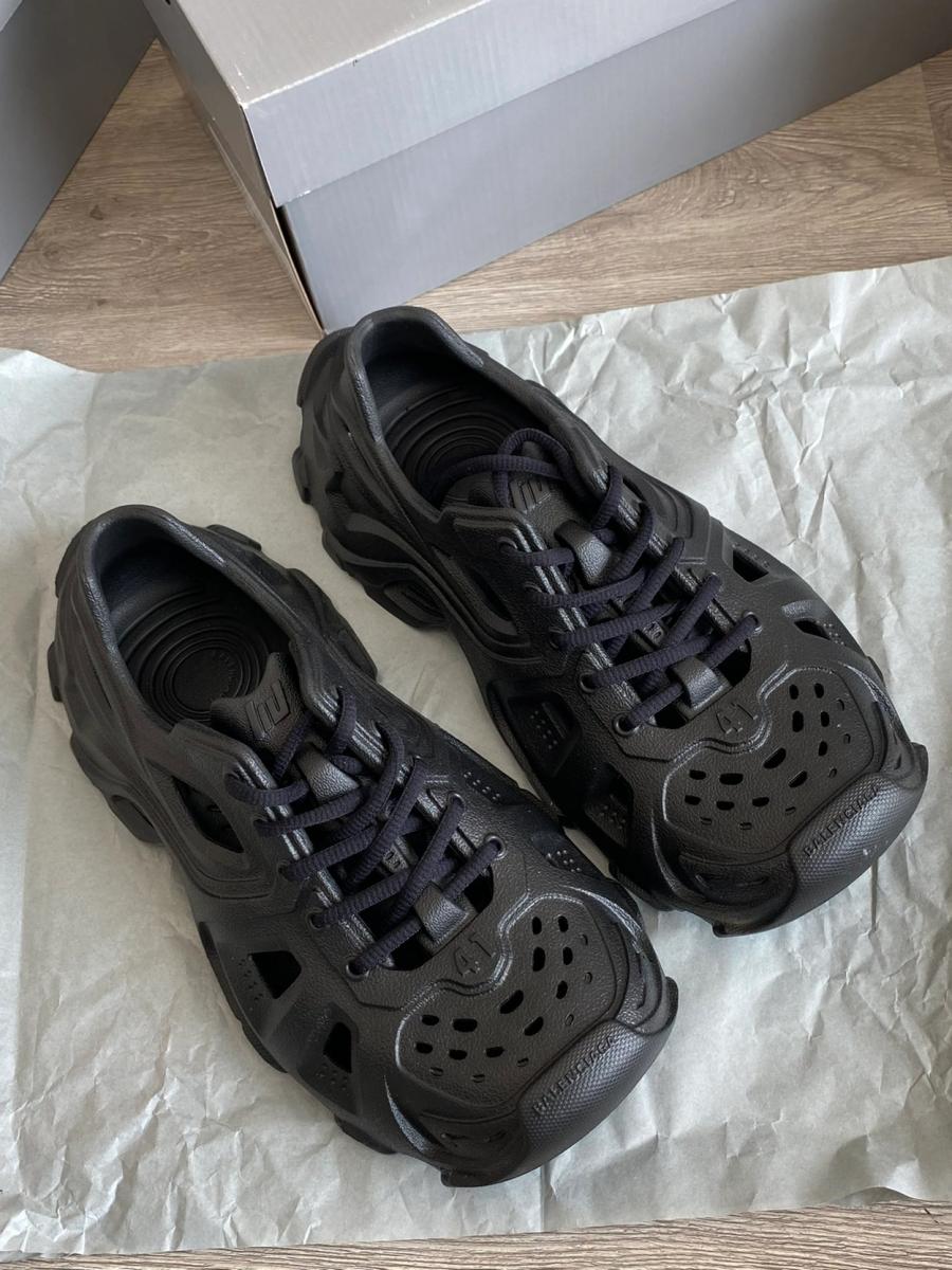 발렌시아가 HD 레이스업 스니커즈 누드