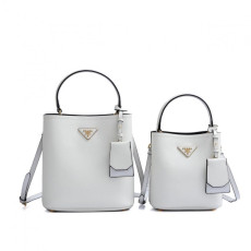 프라다 파니에 두블레 미니, 스몰 (국내배송)